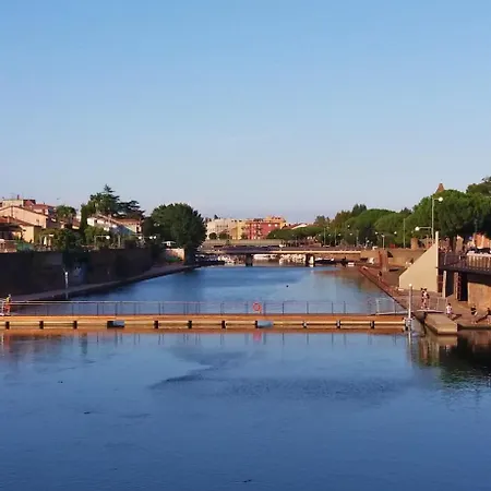 Luminoso, In Centro Citta, Con Bella Vista Sul Canale E Sul Ponte * Rímini