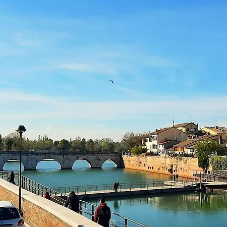 Luminoso, In Centro Citta, Con Bella Vista Sul Canale E Sul Ponte Apartamento *